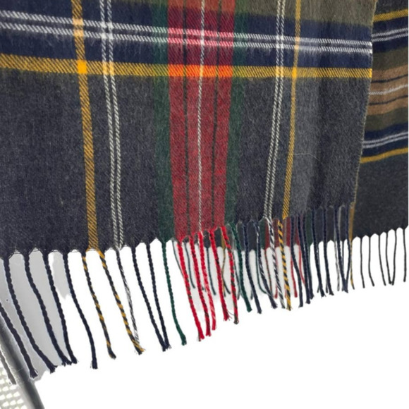 Merino Wool Tartan Plaid Scarf Fringed Ends One Size Multicolor - Picture 4 of 5